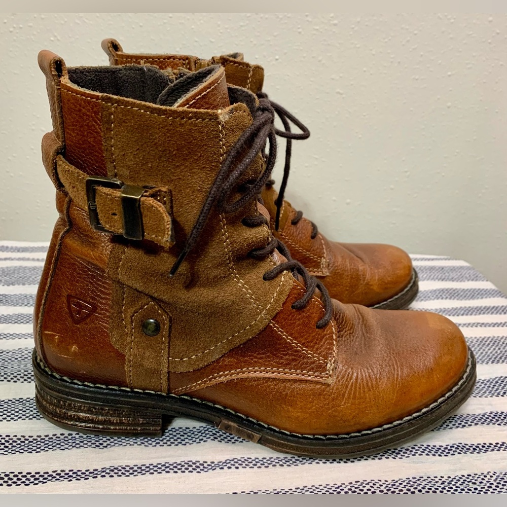 Tamaris Leather Bootie size 7.5 - Picture 4 of 11
